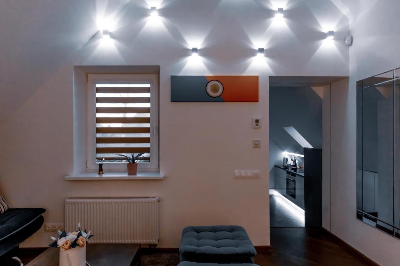 Stylish, Modern Apartment Near Vilnius Old Town Buitenkant foto