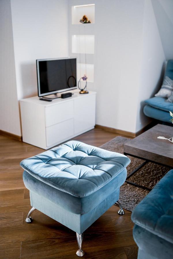 Stylish, Modern Apartment Near Vilnius Old Town Buitenkant foto
