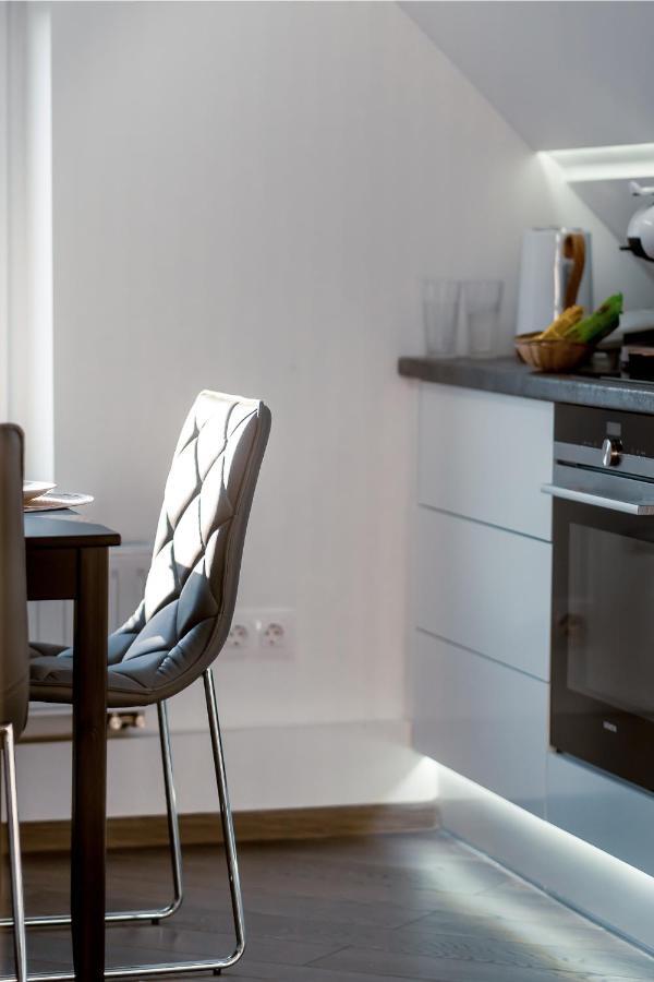 Stylish, Modern Apartment Near Vilnius Old Town Buitenkant foto
