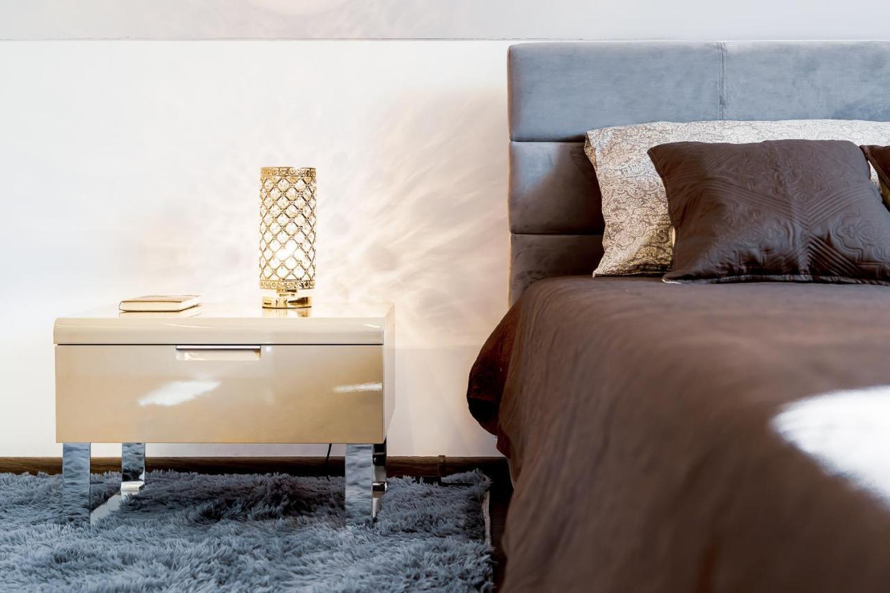 Stylish, Modern Apartment Near Vilnius Old Town Buitenkant foto