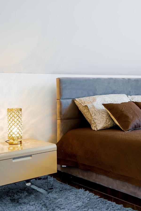 Stylish, Modern Apartment Near Vilnius Old Town Buitenkant foto